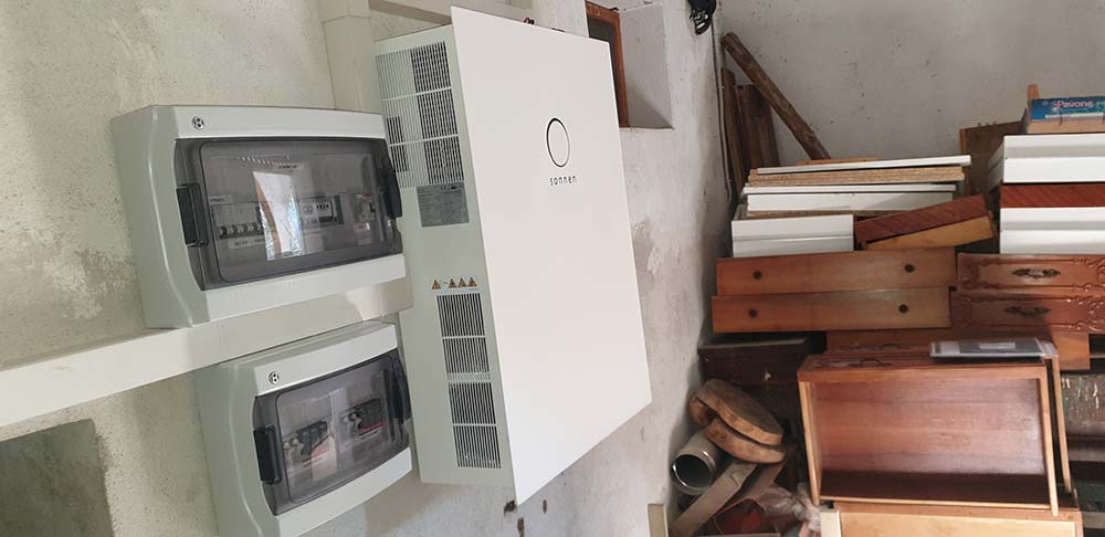 2 impianti fotovoltaici Sunpower per villetta bifamiliare con 2 accumuli energia Sonnen