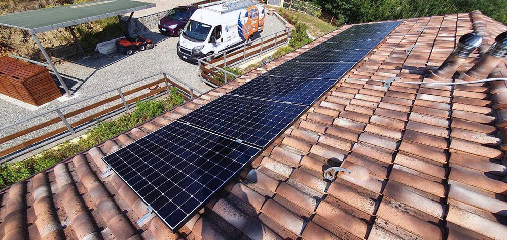 Installazione impianto fotovoltaico 4,2 kW pannelli solari Sunpower