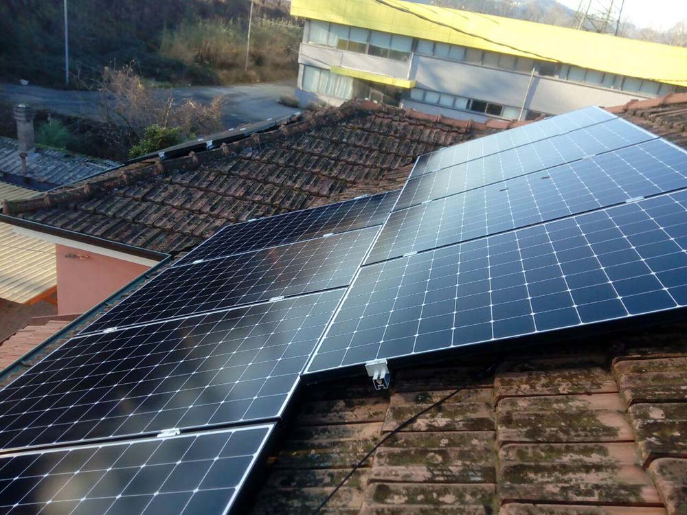 installazione impianto fotovoltaico 6 Kw pannelli solari Maxeon 3 400 W Sunpower