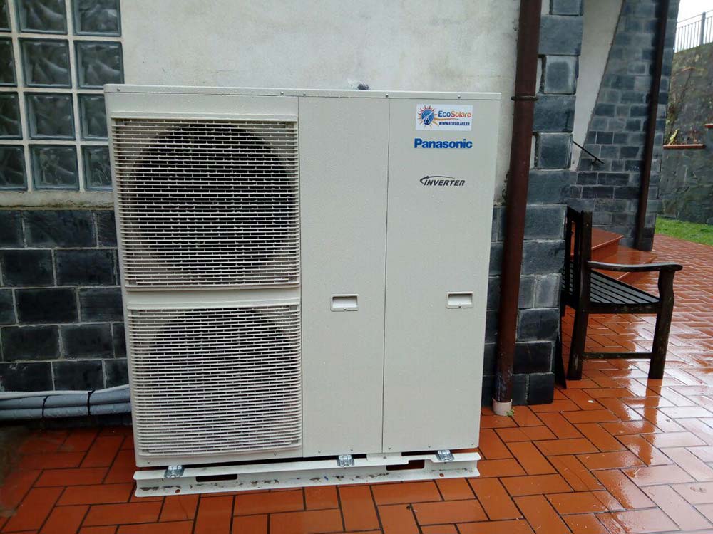 Eliminata la caldaia a GAS sostituita con una pompa di calore Panasonic Aquarea 12 kW di resa termica